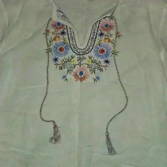 Embroidered Boho Floral V Neck Long Sleeve Peasant Blouse Cream Size Medium - Picture 4 of 10